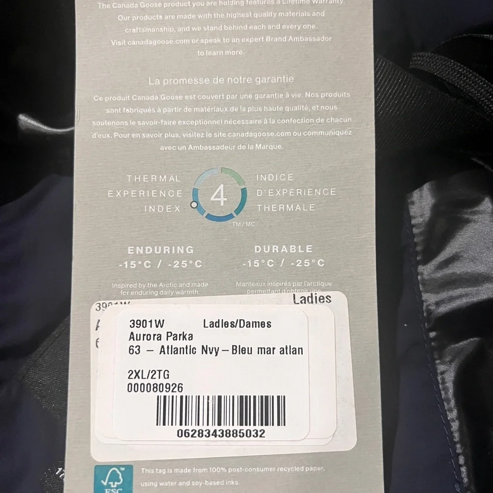 CANADA GOOSE : Aurora Parka Women's Navy Puffer Coat